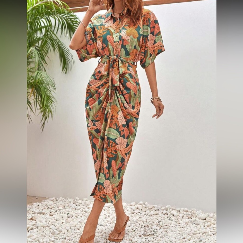 Midi dress. Summer Vacation dress. Women’s small.